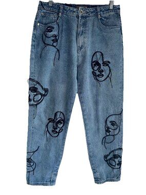 Maniere De Voir Women's 14 Embroidered Face Line Art Straight Leg Blue Jeans